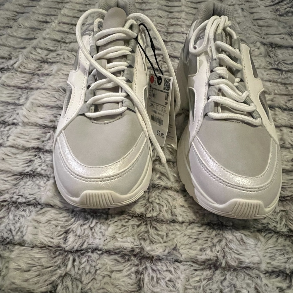 NWT White and Grey Zara Sneakers - Picture 7 of 16
